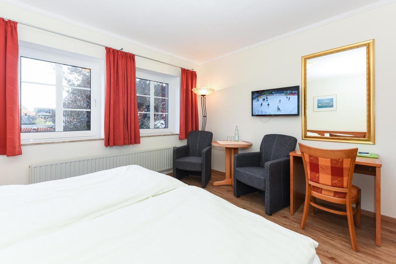 Hotel Garni Benser Watt Bensersiel Exterior photo
